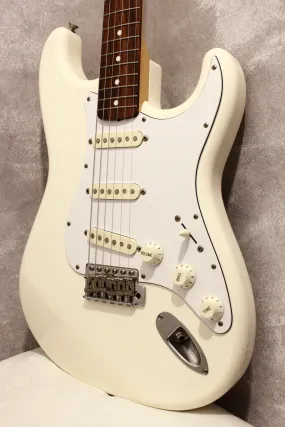 Fender Japan '62 Stratocaster ST62 Vintage White 2014