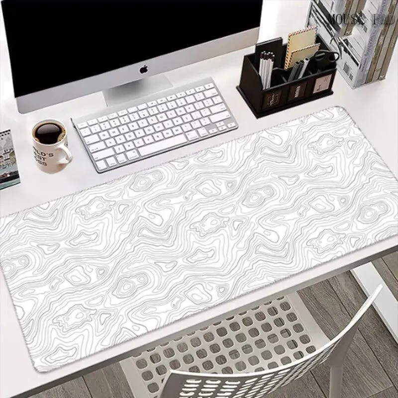 Gaming Mouse Pad: Premium Control & Comfort - Black & White Edge-Lock Design