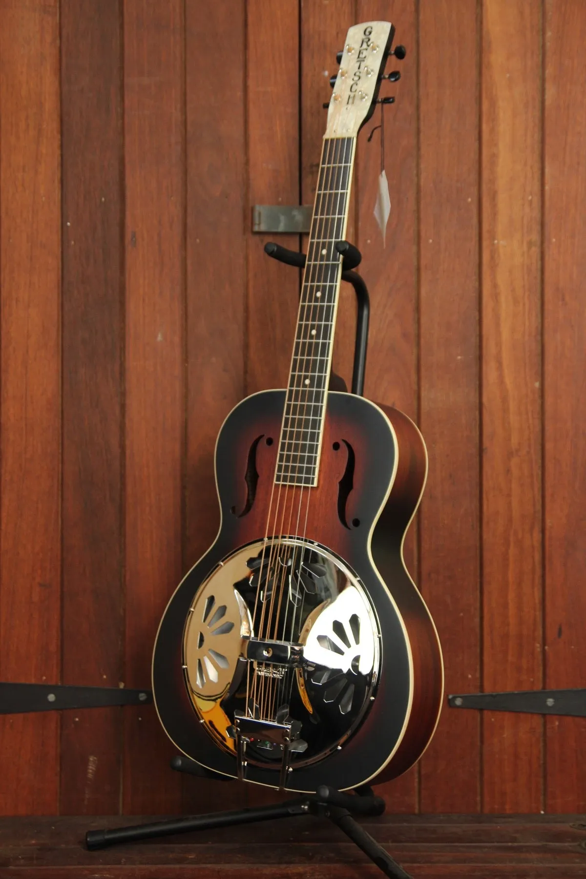 Gretsch G9220 Bobtail Deluxe Round Neck Resonator Acoustic-Electric