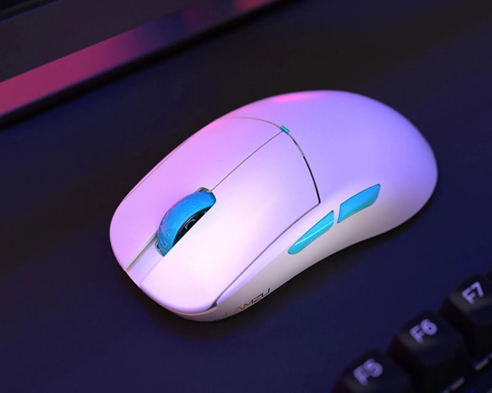 Lamzu Atlantis OG V2 Pro Wireless Gaming Mouse - Polar White  (4K compatible)