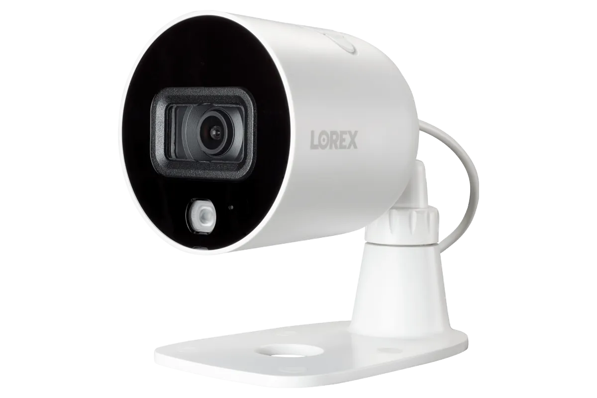 Lorex Smart Home Security Center with 2 Indoor and 6 Outdoor Wi-Fi Cameras