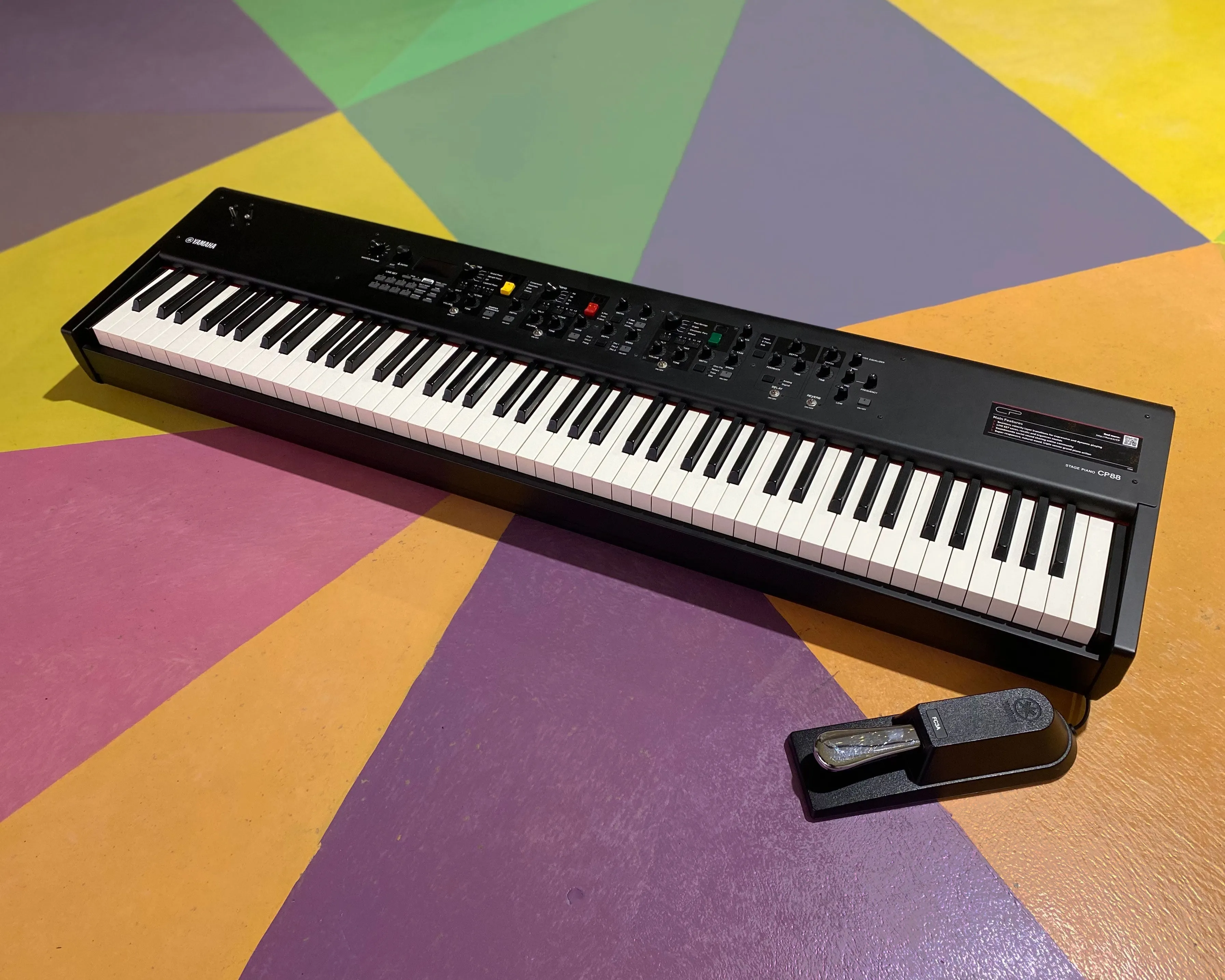 YAMAHA CP88